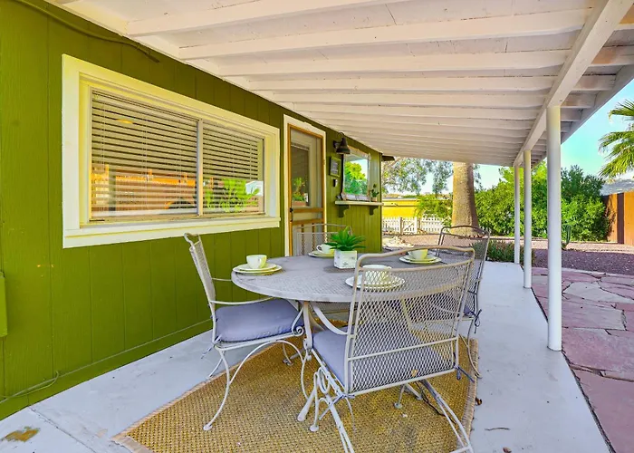 Cozy Abode Explore The Wild West! Holiday home *