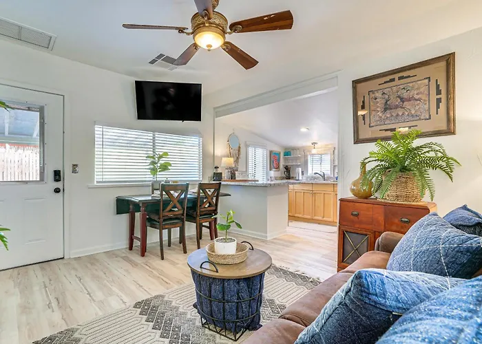 Holiday home Cozy Abode Explore The Wild West! Wickenburg